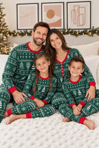 Pyjama de Noël assorti pour toute la famille, vert forêt - Vêtements pour chien disponibles