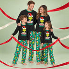 Passende Weihnachts-Schlafanzüge für die Familie mit grünem Grinch-Print