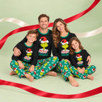 Passende Weihnachts-Schlafanzüge für die Familie mit grünem Grinch-Print